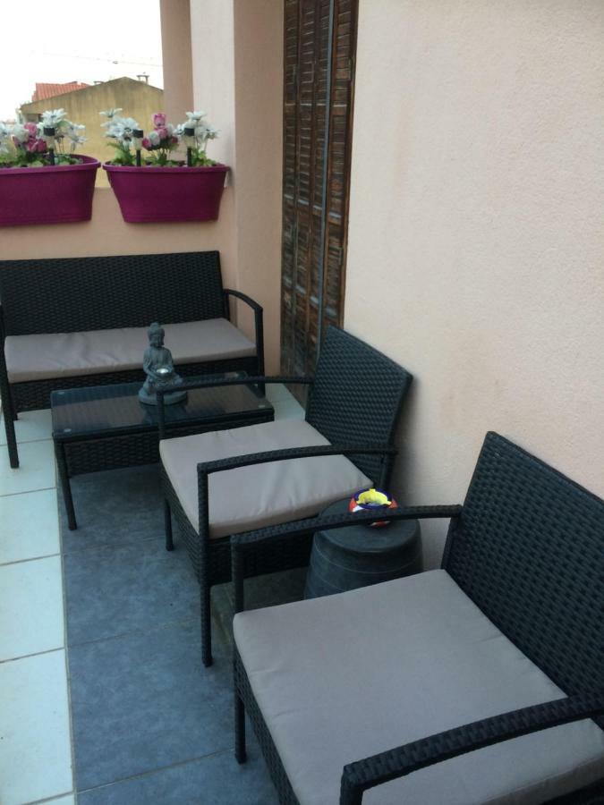 Chambre Dans Guest House Borrigo Menton Dış mekan fotoğraf